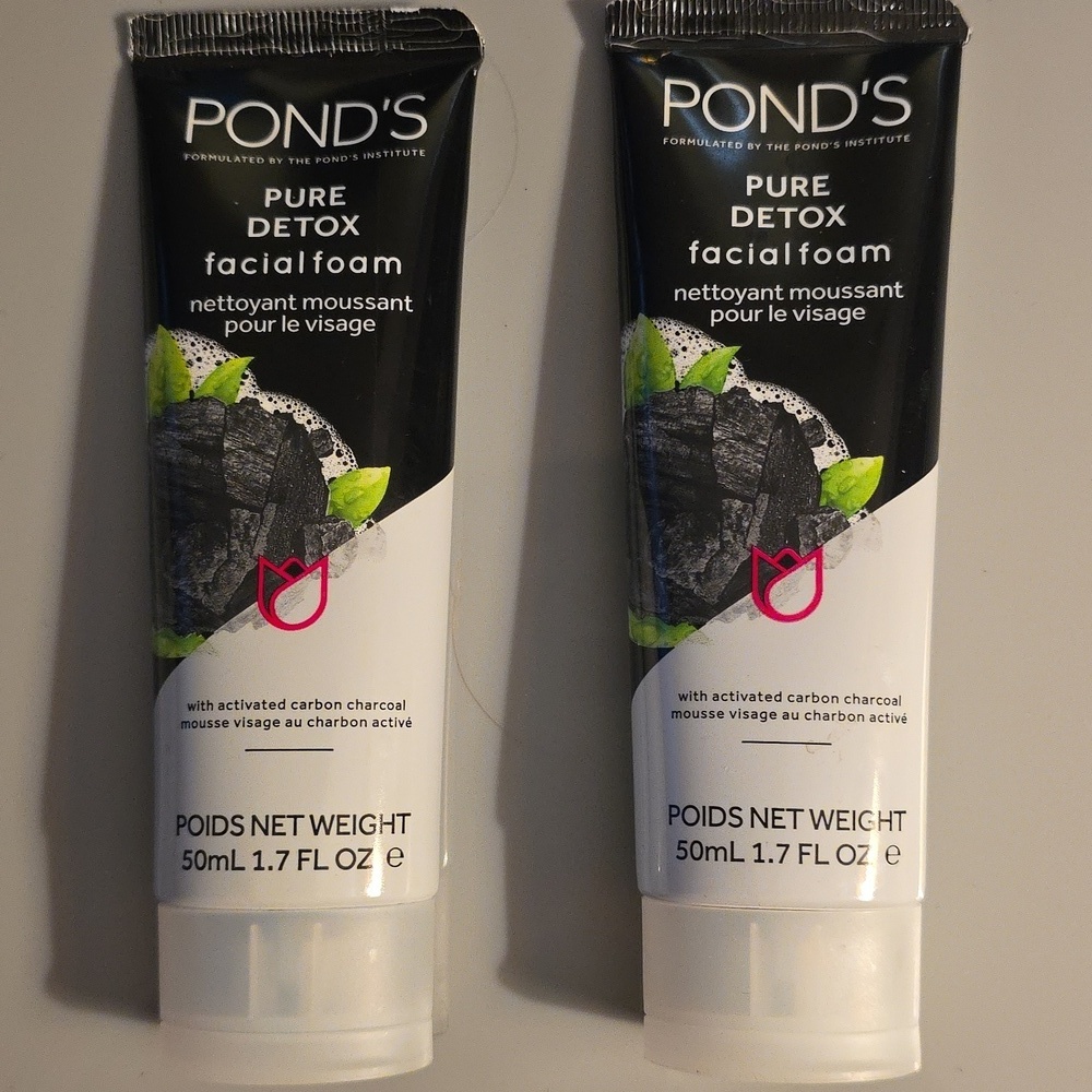 (J52) Pond's Pure Detox Facial Cleanser - 1.7 fl oz x2 Tubes